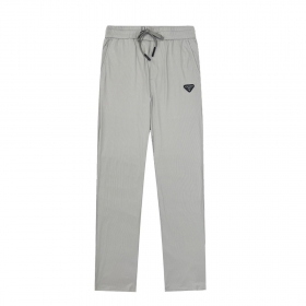 Штаны серого цвета Prada базовые с удобными карманами