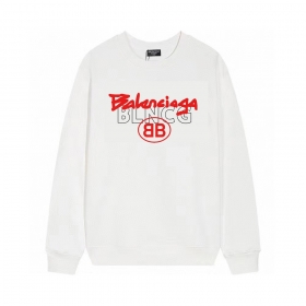 Повседневный свитшот от бренда Balenciaga белого цвета