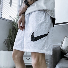 Нейлоновые белые Nike шорты на эластичной резинке с завязками