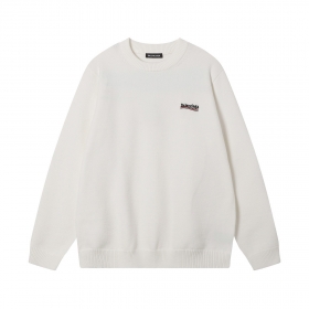 Мягкий и легкий BALENCIAGA свитер с эластичными манжетами белого цвета
