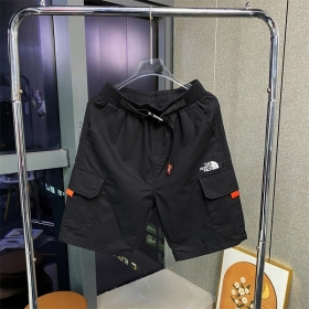 The North Face чёрные шорты с нашитыми карманами и ремешком
