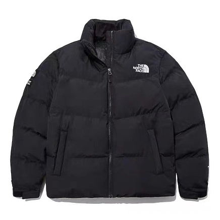 Стильный The North Face чёрный с карманами на молнии пуховик