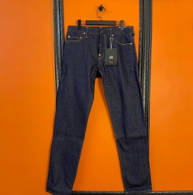 Стильные с принтом джинсы Evisu тёмно-синие с застёжкой на 4 пуговицы