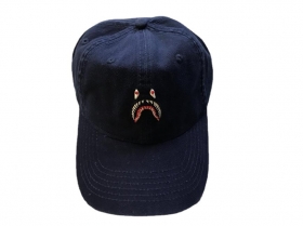 Летняя тёмно-синяя кепка с фирменным лого Bape Shark WGM