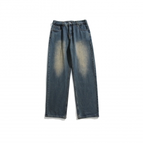Эксклюзивные ACUS джинсы выполнены в темно-синем цвете