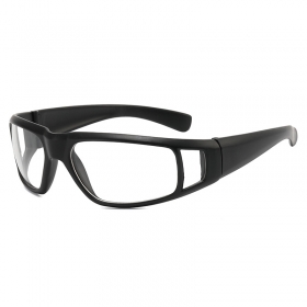 Чёрные спортивные очки с прозрачными линзами
