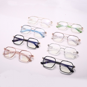 Большие очки с разноцветными оправа и прозрачными линзами 