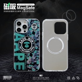 Магнитный серо-зеленый чехол для телефонов iPhone от бренда BAPE