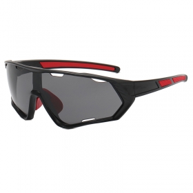 Спортивные очки с черно-красной оправой и затемнённым  стеклом