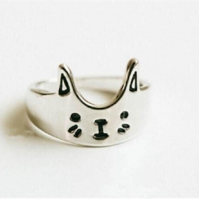 Кольцо женское открытое с мультяшным котиком серебряное