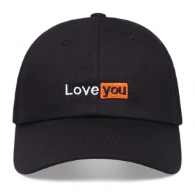 Базовая чёрная бейсболка с надписью "Love you" с регулировкой