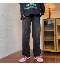 Locketomy джинсы чёрного-цвета с потёртостями и красной вышивкой