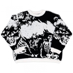 Повседневный свитер черно-белый с печатью "Скелеты"