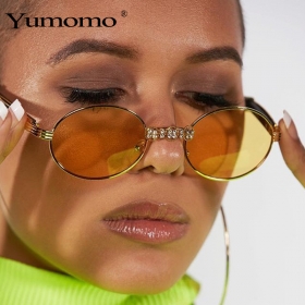 Солнцезащитные очки с металлической оправой в разных цветах