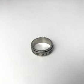 Вращающееся серебряное кольцо европейка с римскими цифрами