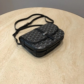 Сумочка чёрная Goyard в фирменном мешочке