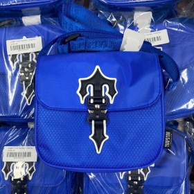 Синияя спортивная сумка-барсетка Trapstar через плечо