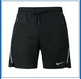 Nike чёрные спортивные шорты со светоотражающими полосками