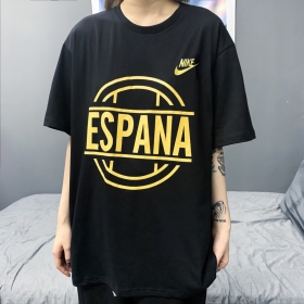 Чёрная 100% хлопковая футболка Nike с жёлтой надписью "Espana"