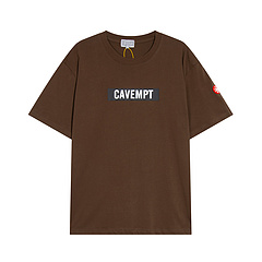Cav empt футболка коричневого цвета с черным принтом и патчем