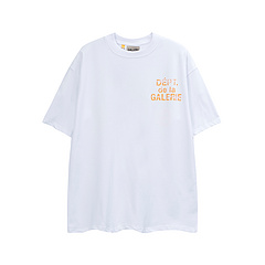 Белая модная футболка GALLERY DEPT с желтым логотипом