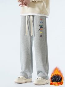 Светло-серые с начёсом спортивки Jordan с двумя прорезанными карманами