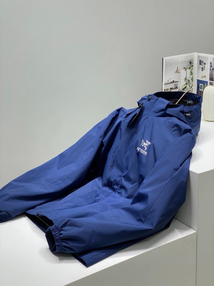 Синяя куртка Arcteryx 2 в 1 с флисовой олимпийкой в комплекте