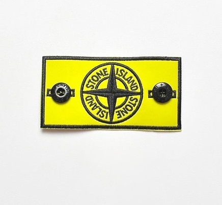 Жёлтый Stone Island патч в комплекте с пуговицами 