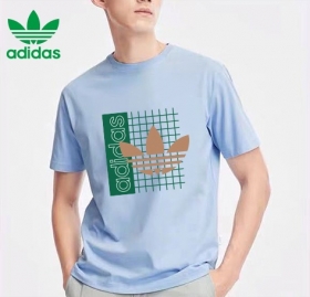 Голубая с принтом и логотипом на груди Adidas футболка