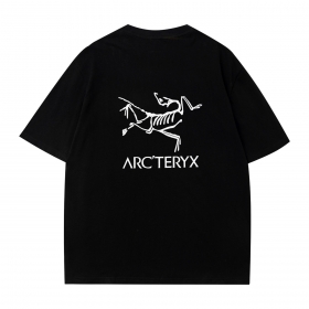 Свободная черная футболка  Arcteryx с большим логотипом бренда сзади