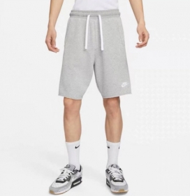 Хлопковые серые шорты от бренда Nike модель прямого кроя