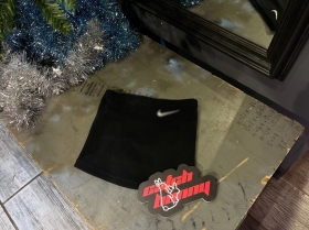 Чёрный флисовый бафф Nike 