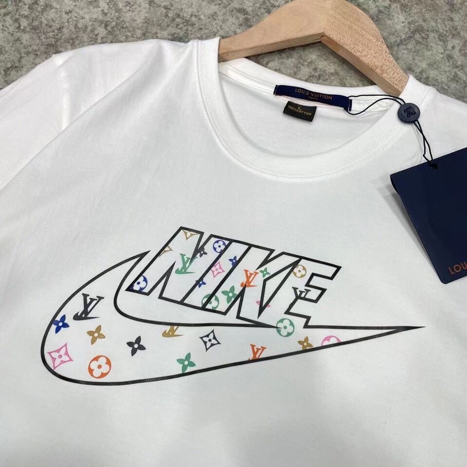 Универсальная Nike белая футболка со спущенной линией плеча