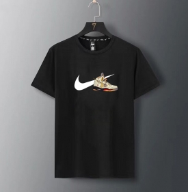 Модная чёрная мужская футболка Nike Air с принтом "Кроссы"